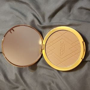 Iconic London Ultimate Bronzing Powder Medium Bronze